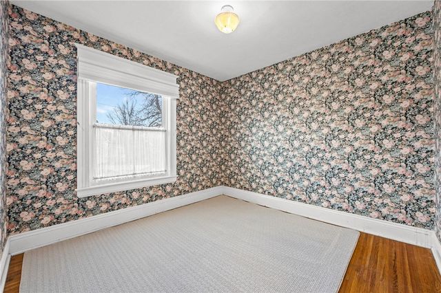 21 Kenilworth Terrace, Rochester, NY 14605