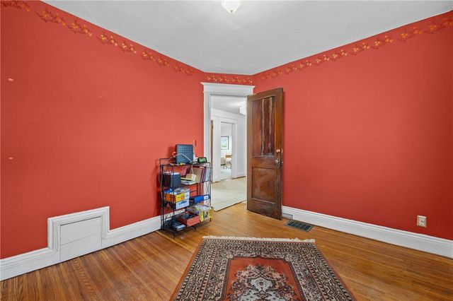 21 Kenilworth Terrace, Rochester, NY 14605