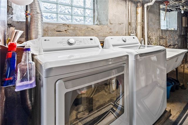 21 Kenilworth Terrace, Rochester, NY 14605