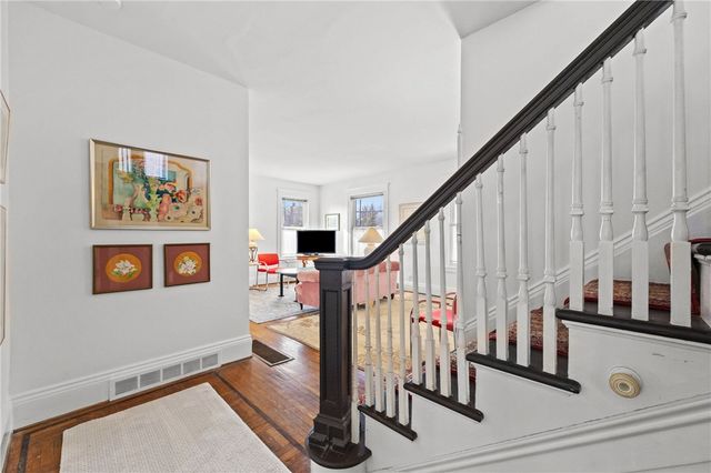 21 Kenilworth Terrace, Rochester, NY 14605