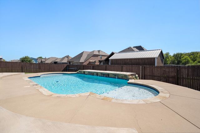 133 Haymeadow Drive, Crandall, TX 75114