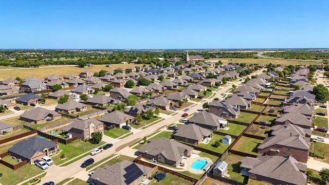 133 Haymeadow Drive, Crandall, TX 75114