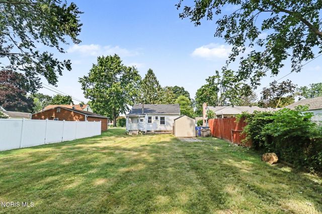 5848 Pickard Drive, Toledo, OH 43613