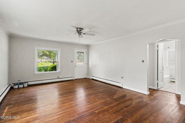 5848 Pickard Drive, Toledo, OH 43613