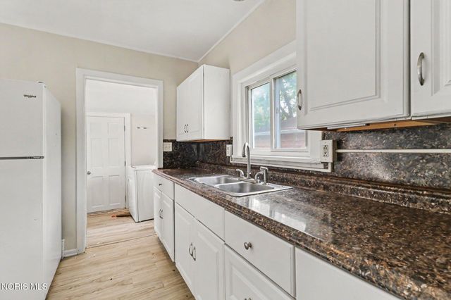 5848 Pickard Drive, Toledo, OH 43613