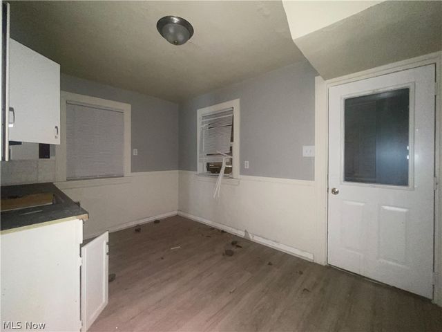 10609 Dove Avenue, Cleveland, OH 44105