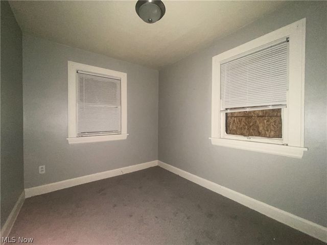 10609 Dove Avenue, Cleveland, OH 44105