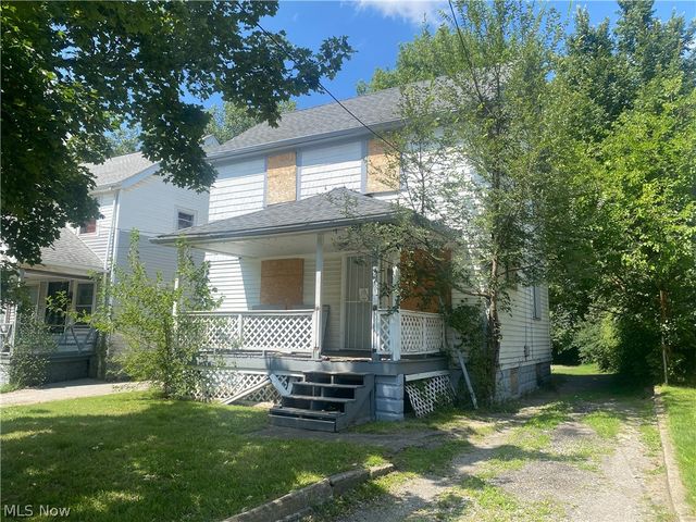 10609 Dove Avenue, Cleveland, OH 44105