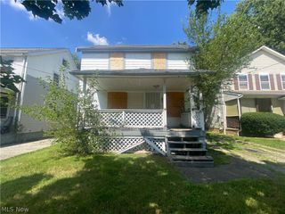 10609 Dove Avenue, Cleveland, OH 44105