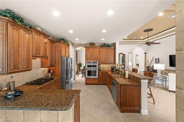 19832 Maddelena CIR, Estero, FL 33967