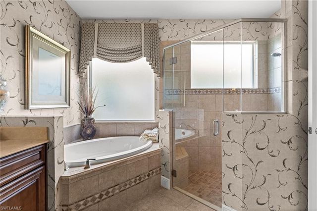 19832 Maddelena CIR, Estero, FL 33967