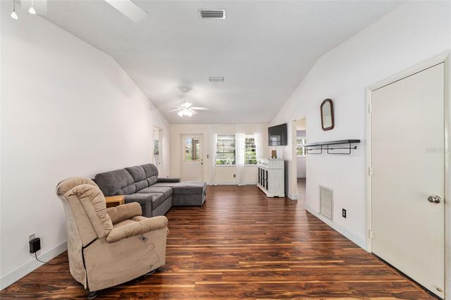 8711 SW 90TH STREET B, Ocala, FL 34481