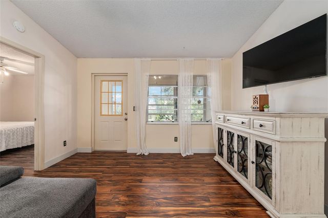 8711 SW 90TH STREET B, Ocala, FL 34481