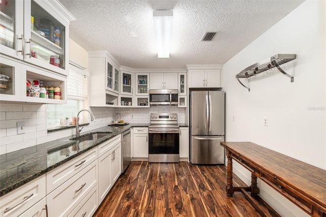 8711 SW 90TH STREET B, Ocala, FL 34481