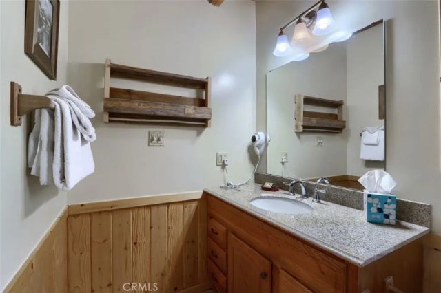 2701 Spelt, Yosemite, CA 95389