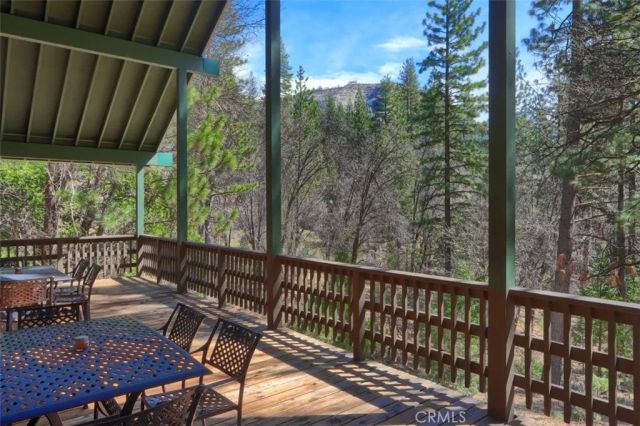 2701 Spelt, Yosemite, CA 95389