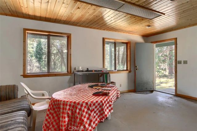 2701 Spelt, Yosemite, CA 95389