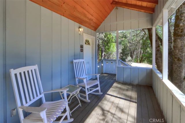 2701 Spelt, Yosemite, CA 95389