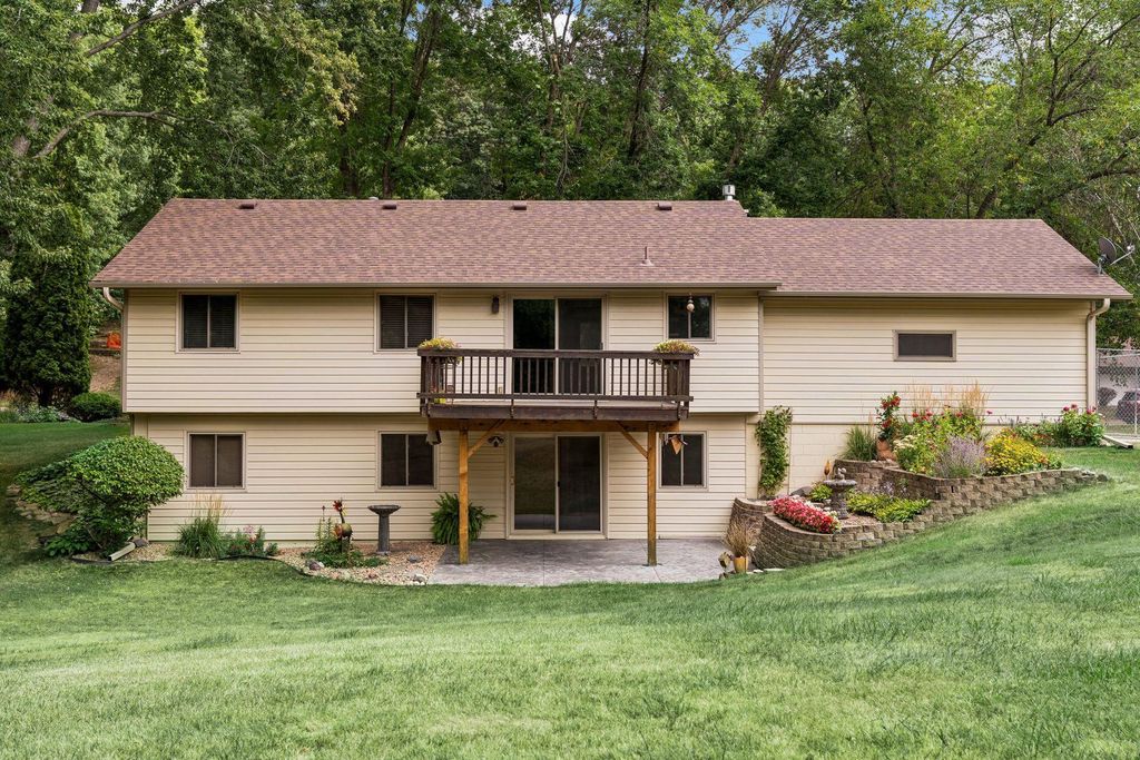 7215 Polaris Lane N, Maple Grove, MN 55311 — photo 2