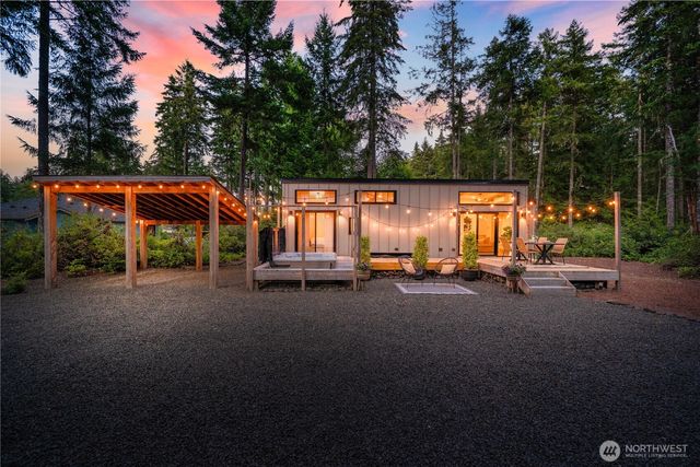 1431 E Phillips Lake Loop Road, Shelton, WA 98584