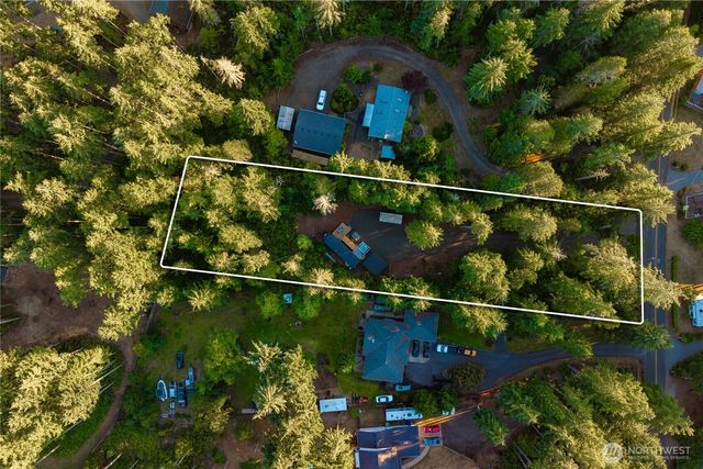 1431 E Phillips Lake Loop Road, Shelton, WA 98584