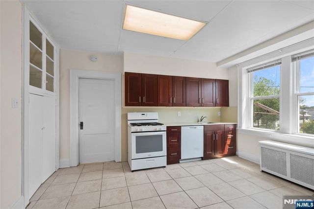 60-62 Elmwood Avenue, Montclair, NJ 07042