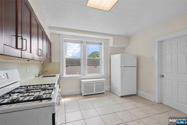 60-62 Elmwood Avenue, Montclair, NJ 07042