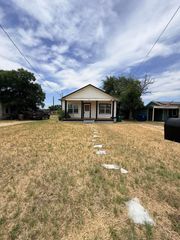 420 E 10th Street, San Angelo, TX 76903