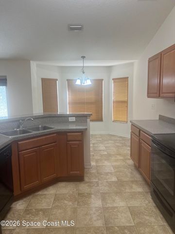 241 Paquita Circle SW, Palm Bay, FL 32908