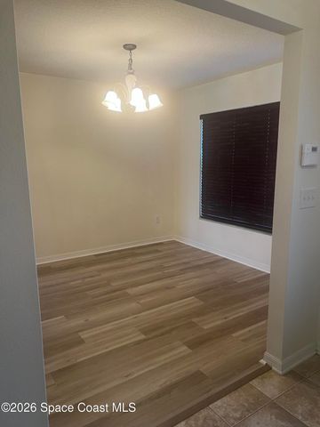 241 Paquita Circle SW, Palm Bay, FL 32908