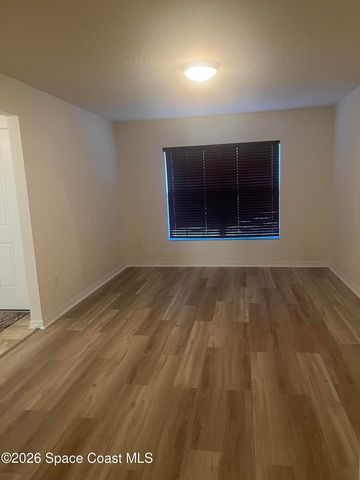 241 Paquita Circle SW, Palm Bay, FL 32908