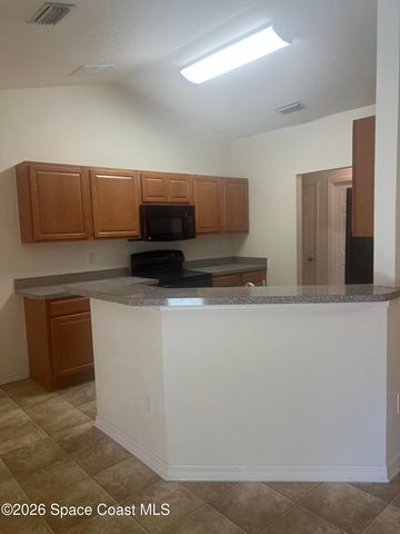 241 Paquita Circle SW, Palm Bay, FL 32908