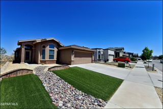 13269 Kestrel Avenue, Horizon City, TX 79928