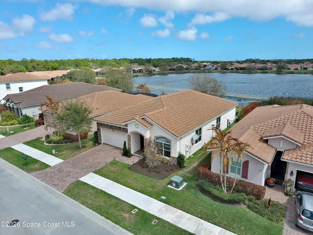 1804 Berkshire Circle SW, Vero Beach, FL 32968