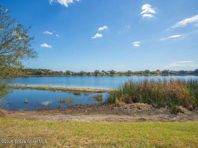 1804 Berkshire Circle SW, Vero Beach, FL 32968