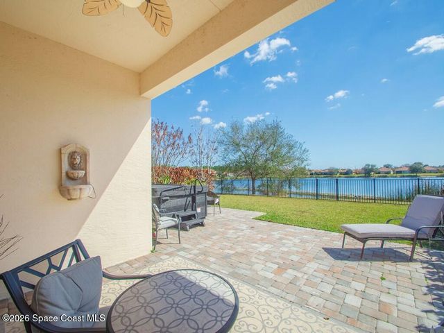1804 Berkshire Circle SW, Vero Beach, FL 32968
