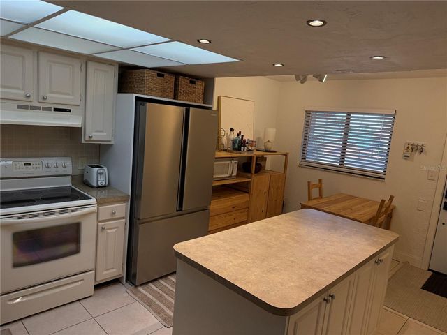 106 1ST STREET E 210, Tierra Verde, FL 33715