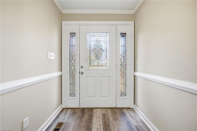 9 Rhodelia LN, Poquoson, VA 23662