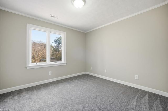 9 Rhodelia LN, Poquoson, VA 23662