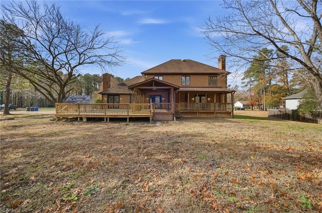 9 Rhodelia LN, Poquoson, VA 23662