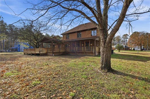 9 Rhodelia LN, Poquoson, VA 23662