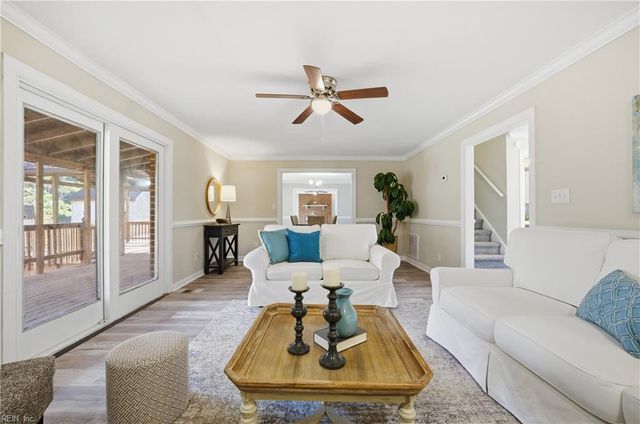 9 Rhodelia LN, Poquoson, VA 23662