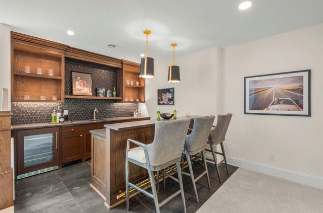 9414 Us-12, Independence, MN 55328