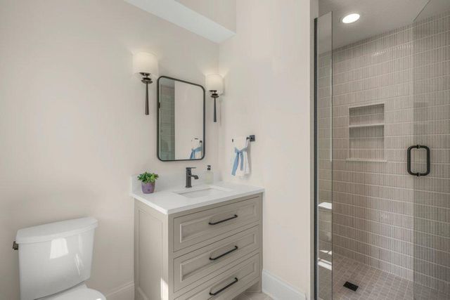 9414 Us-12, Independence, MN 55328