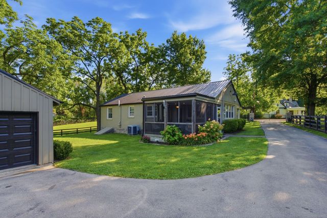 166 Swigert Avenue, Lexington, KY 40505