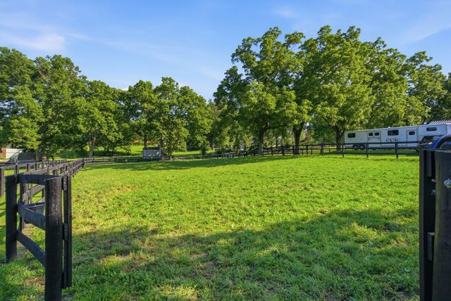 166 Swigert Avenue, Lexington, KY 40505