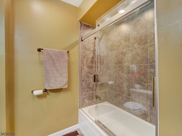 409 3Rd Ave West, Newark City, NJ 07107