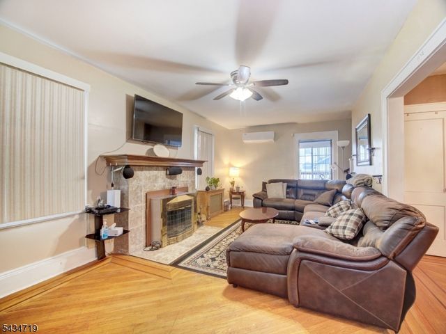 409 3Rd Ave West, Newark City, NJ 07107