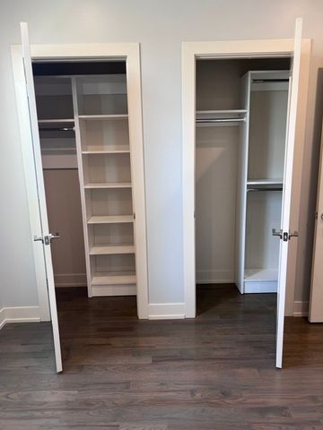 1208 E 64th Street 2A, Chicago, IL 60637