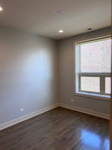 1208 E 64th Street 2A, Chicago, IL 60637